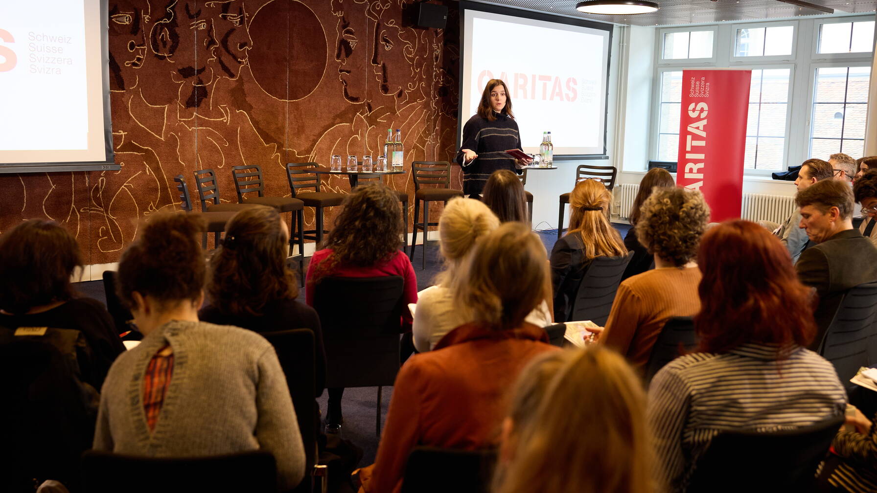 The international experts who took part in this year's Caritas Switzerland IC Symposium discussed how to balance poverty reduction with climate action in international development and cooperation. The debate was very special because so many different voices, backgrounds and approaches came together to find a middle ground.