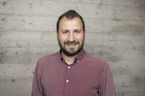 Porträt von Wael Darwish, Direktor Regionales Programm Naher Osten bei Caritas Schweiz