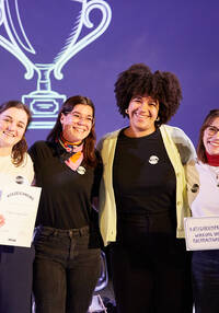 Le responsabili di «anang&ilema» si impegnano per le donne in Camerun e hanno ricevuto il premio di categoria Impatto e Sostenibilità.