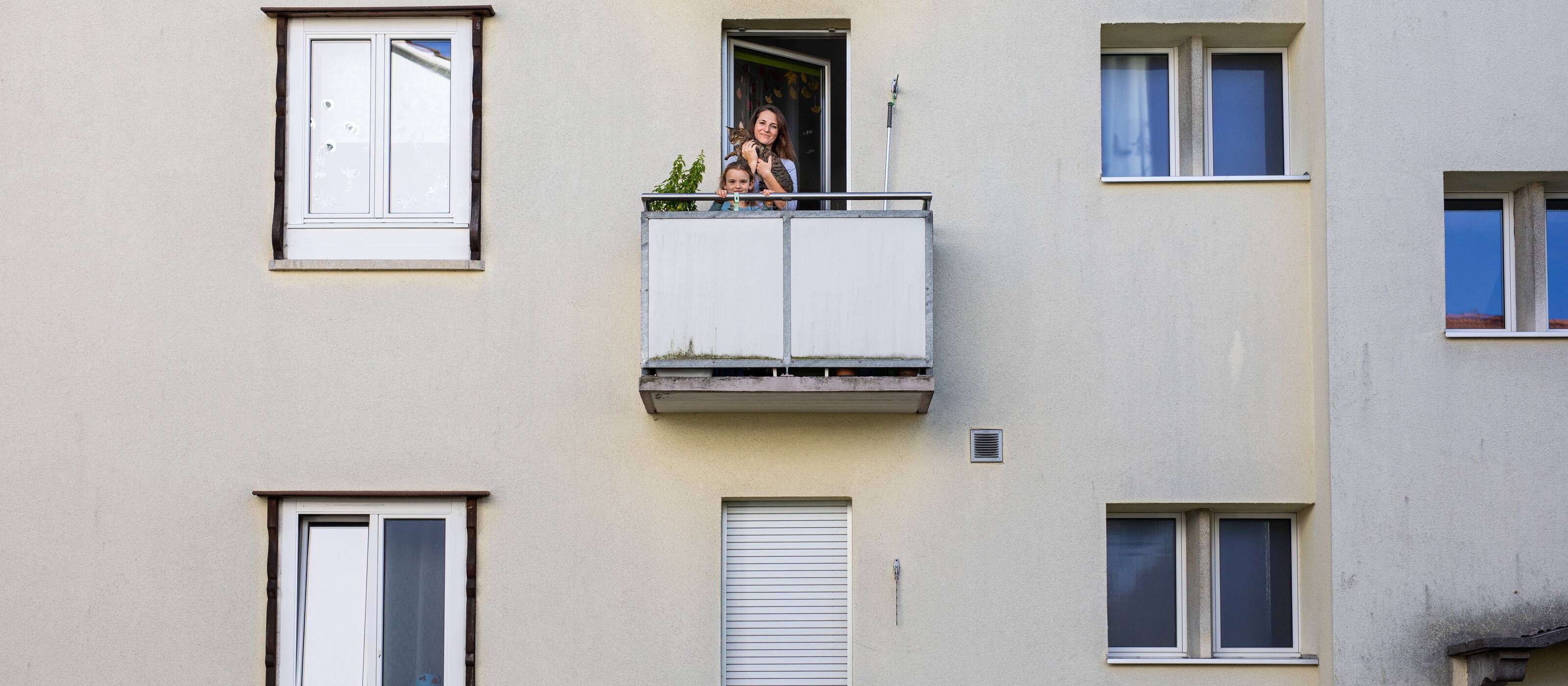 Family poverty is also an issue in Switzerland.