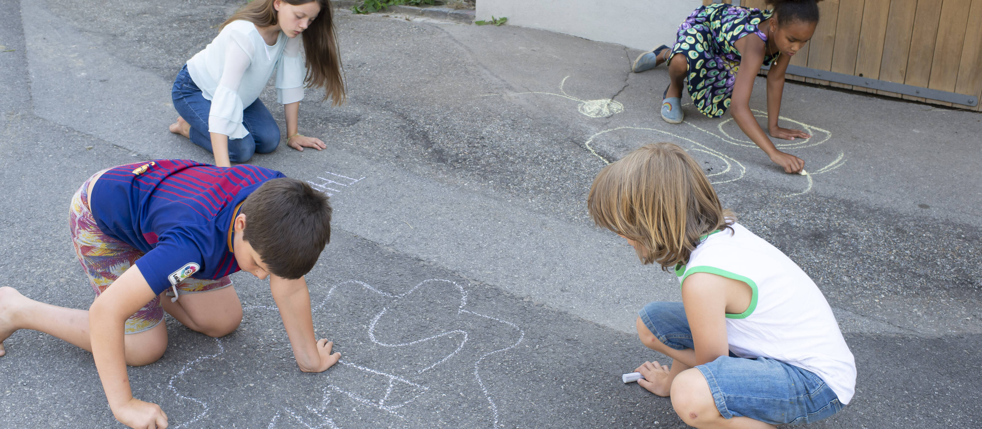 Kinder am spielen