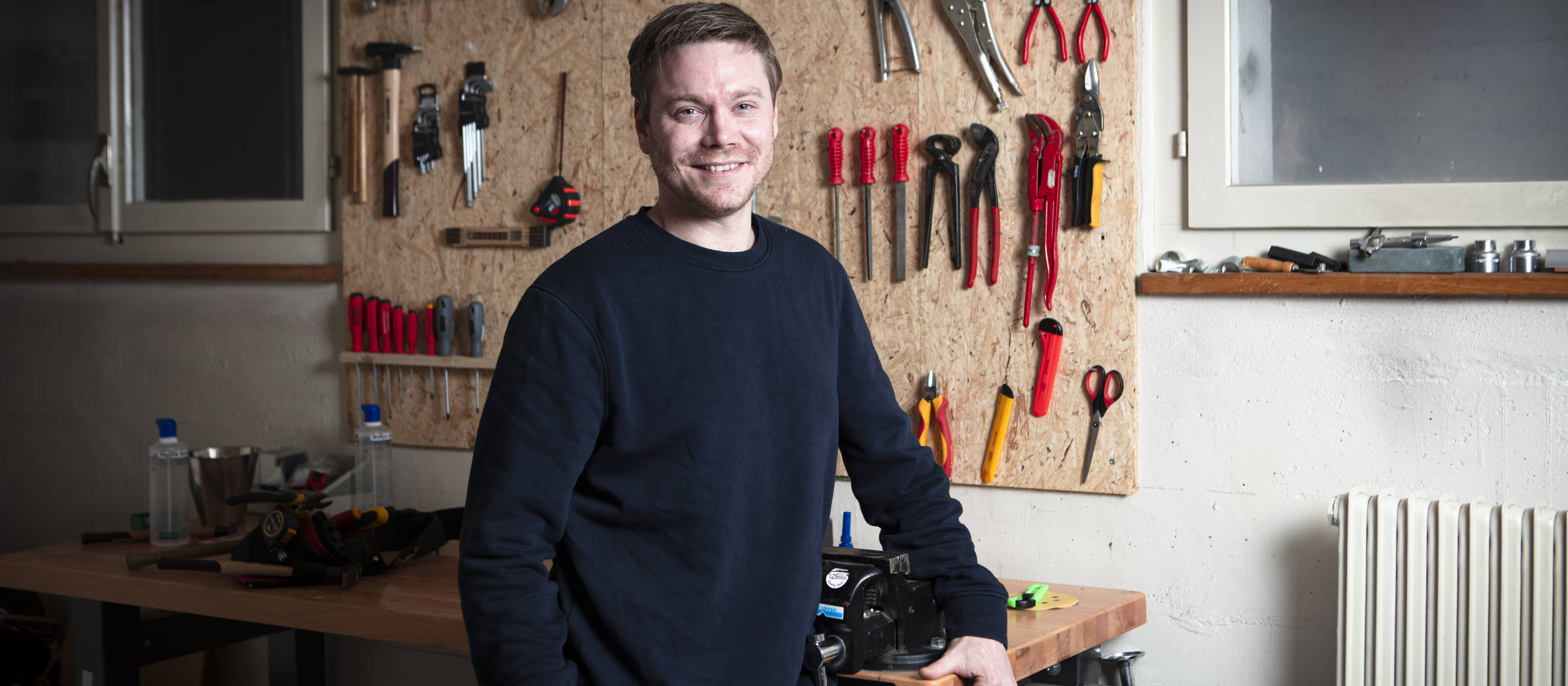 Jonas Equey enjoys this blend of technical work and contact with people.