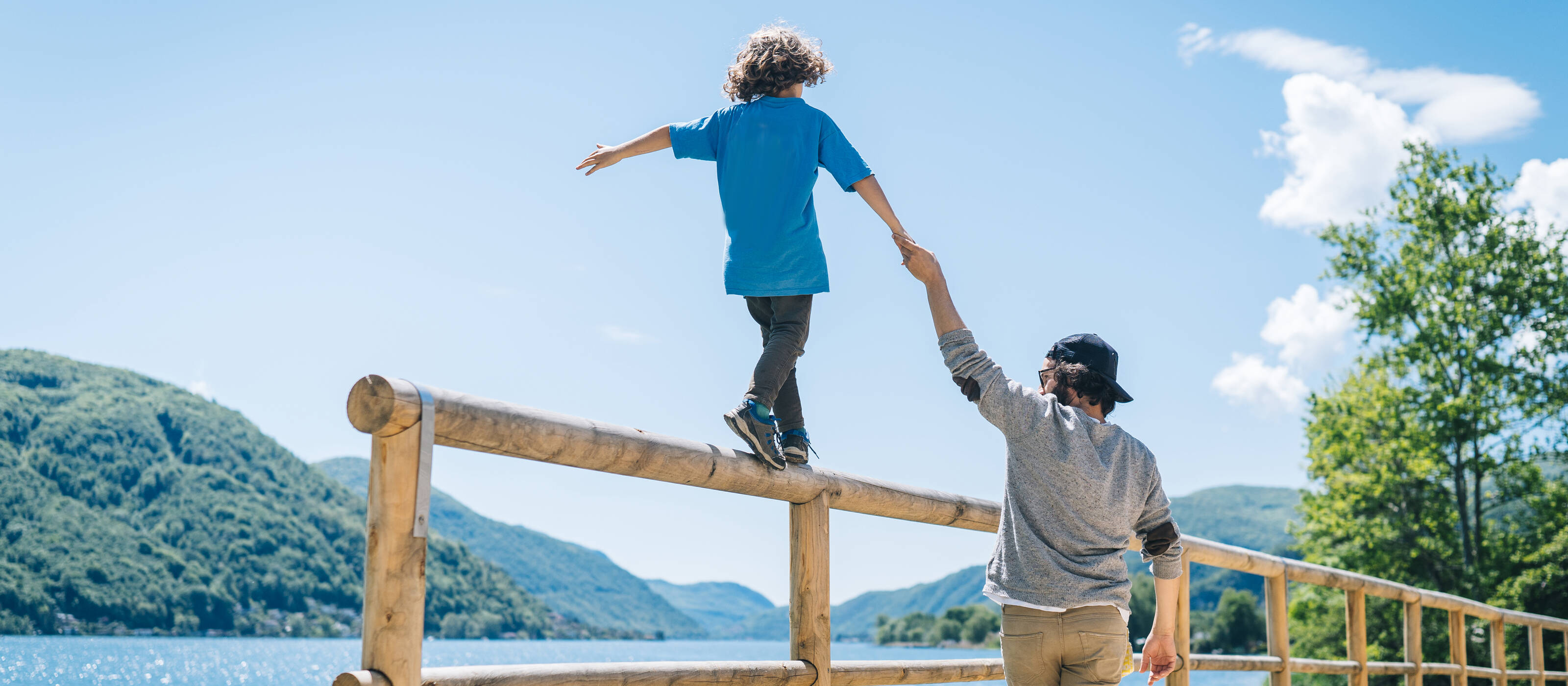 De nombreux enfants connaissant des situations psycho-sociales particulières ont besoin qu’on leur tende la main.