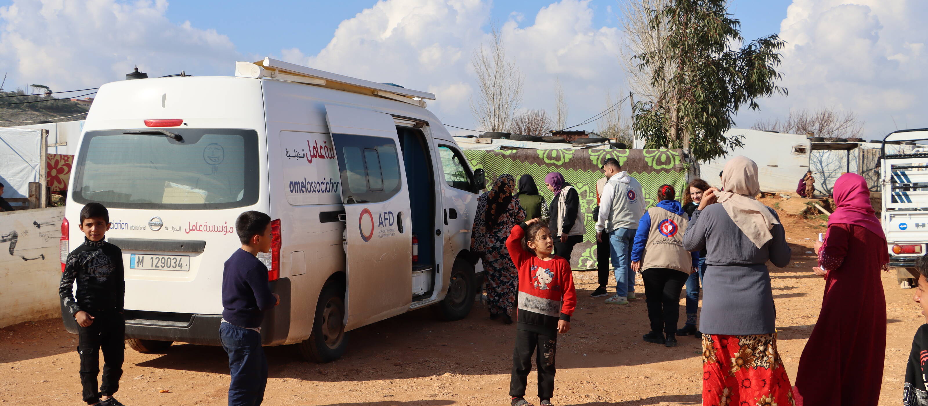 Dans le sud du Liban, les partenaires de Caritas Suisse continuent d'intervenir avec des cliniques mobiles, comme ici en 2025.