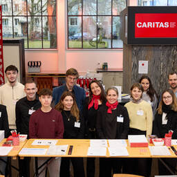 Teamwork der Helferinnen und Helfer von Caritas Schweiz 2025