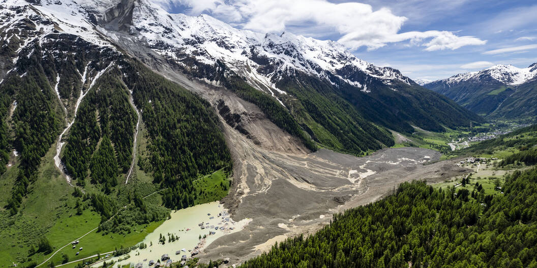 Das Ausmass der Zerstörung ist enorm. Blatten wurde verschüttet und stand zeitweise unter Wasser.